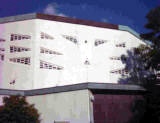 Der Eingang unserer Kirche.